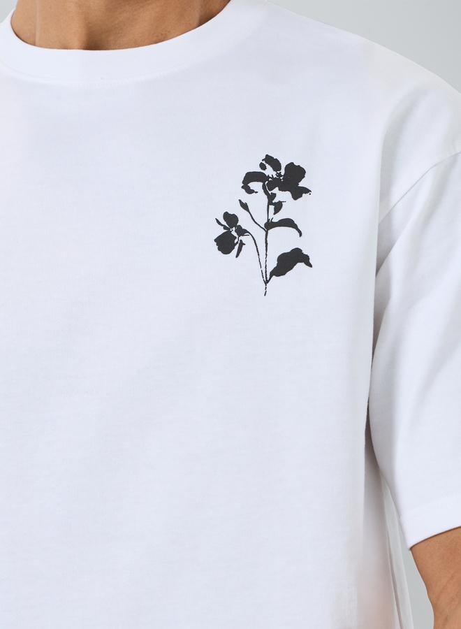 ستايلي طقم تيشيرت واسع بطبعة بسيطة وشورت - Image 2